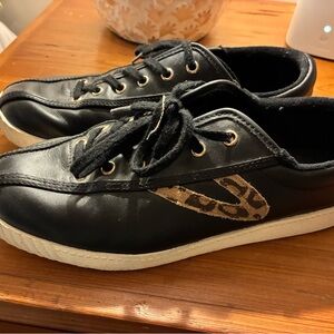 Tretorn Black and Gold Women's Shoes